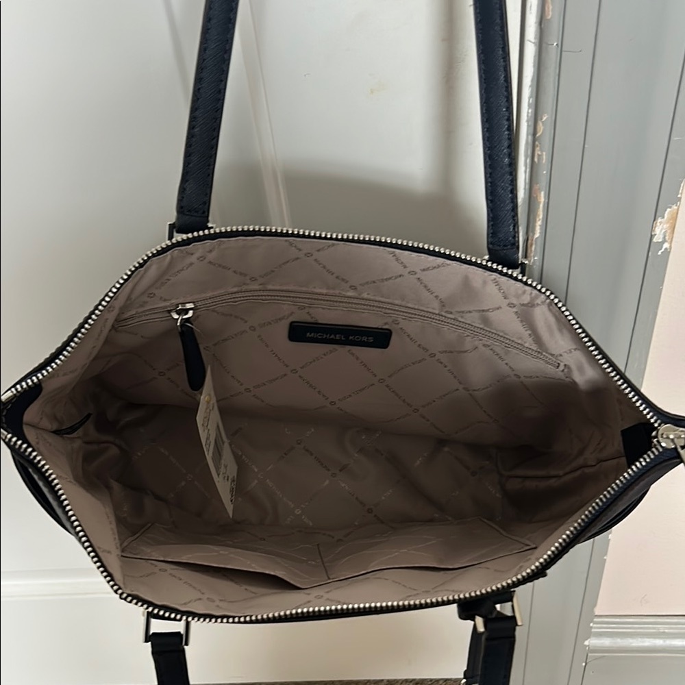 Michael Kors Navy Blue Tote Bag - Picture 2 of 2